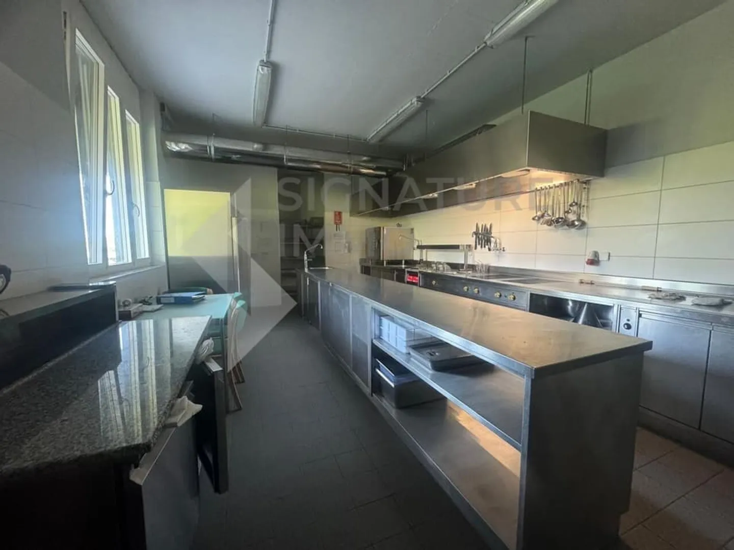 For rent: Fully equipped restaurant - Rossens (FR) - Photo 10 of 10