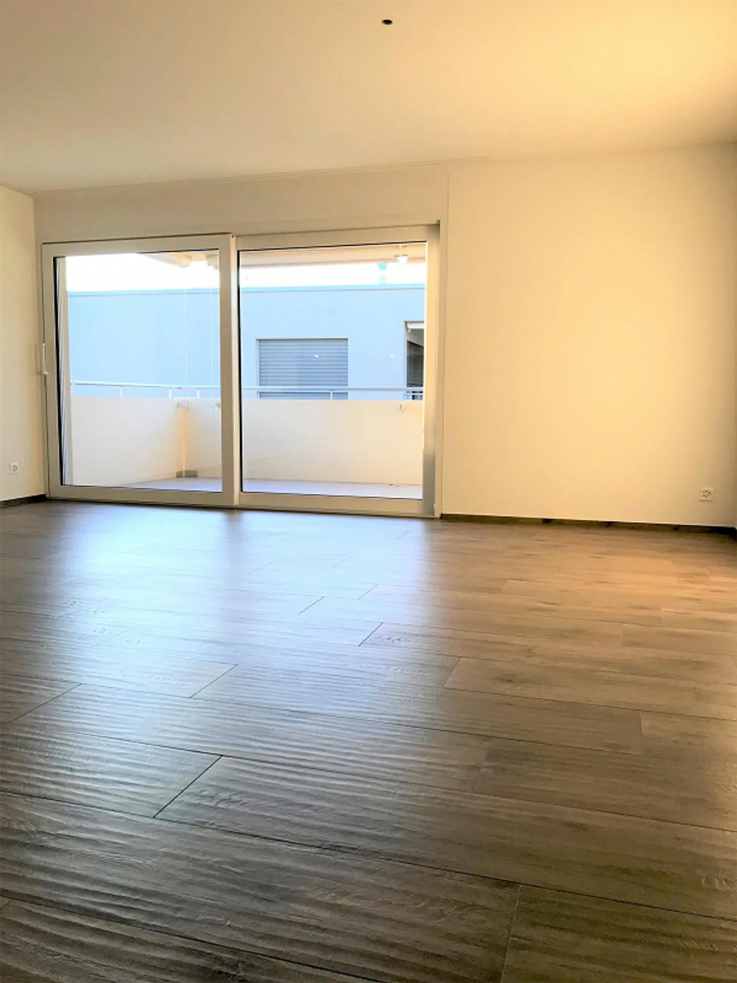 Moderne 3.5-Zimmer Wohnung - Foto 1 von 6