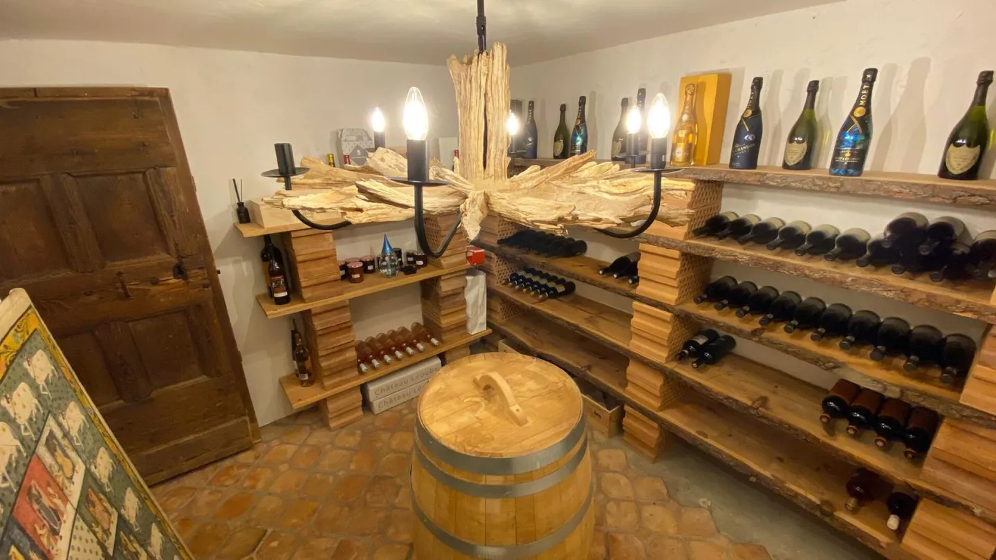 Chalet d'exception au coeur de Villars sur Ollon - Photo 17 of 29