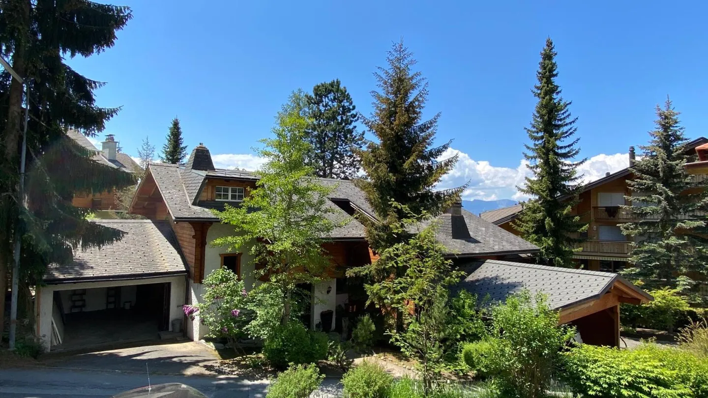 Chalet d'exception au coeur de Villars sur Ollon - Photo 21 of 29