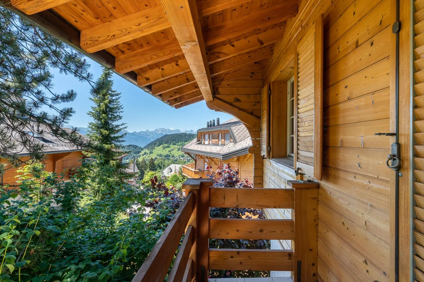 Chalet d'exception au coeur de Villars sur Ollon - Photo 23 of 29