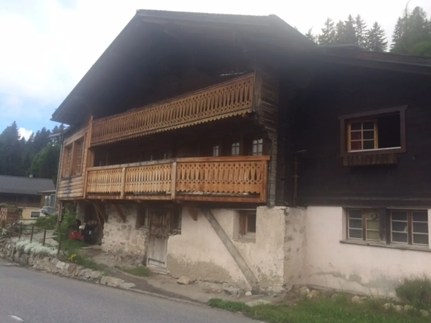 La Comballaz, questo è IL chalet con potenziale per una seconda abitazione - Foto 2 di 11