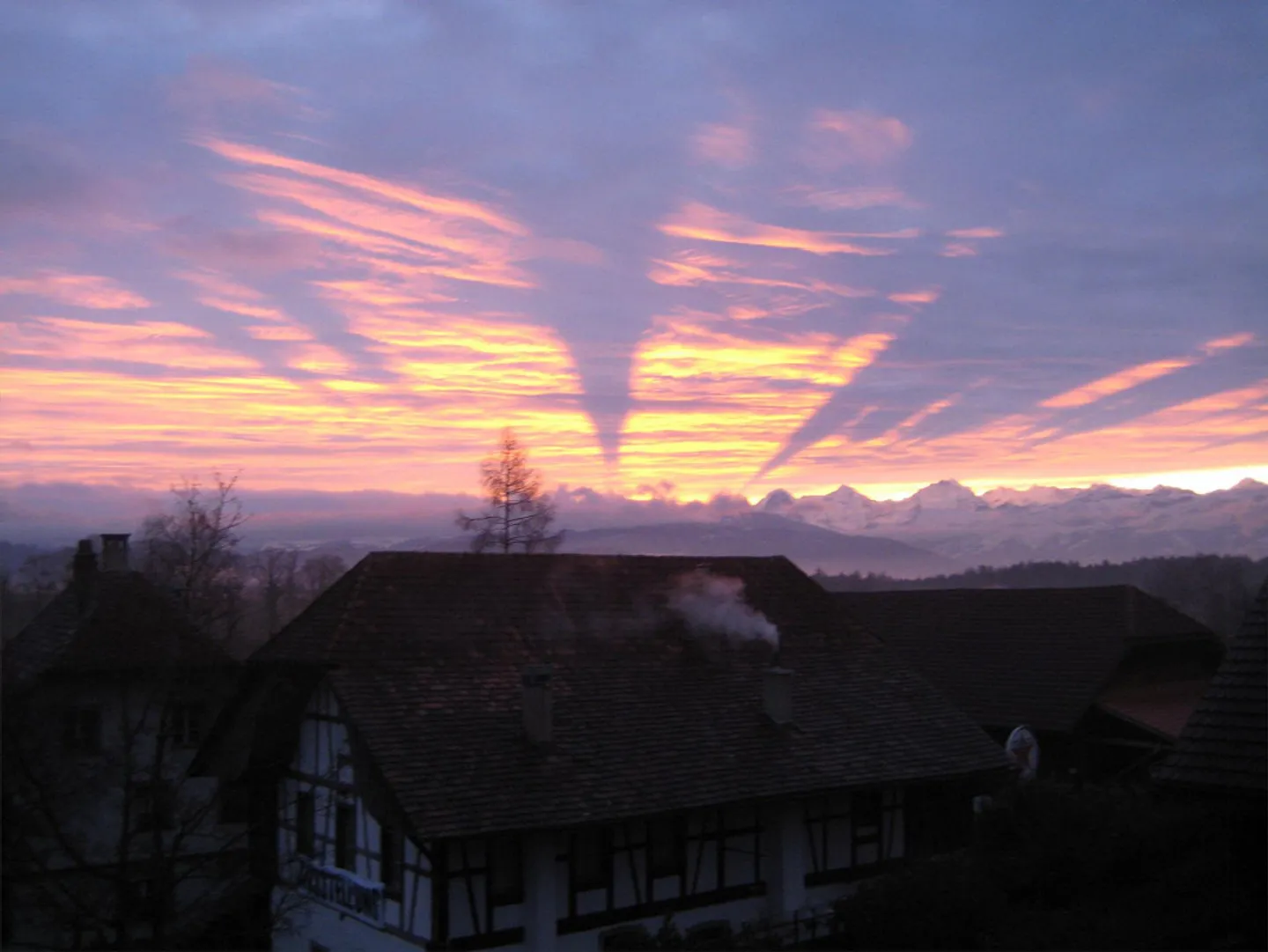 5.5-Zi-Maisonette-Wohnung im Dorfzentrum mit Weitsicht - Foto 3 von 16