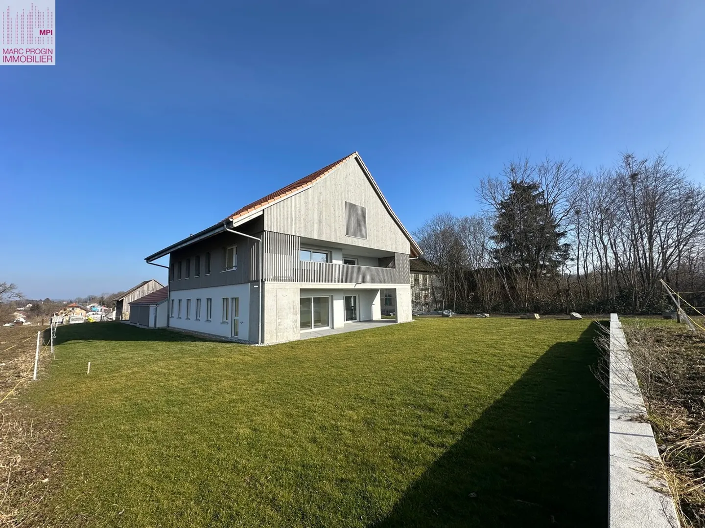 Appartamento in affitto - Foto 3 di 12