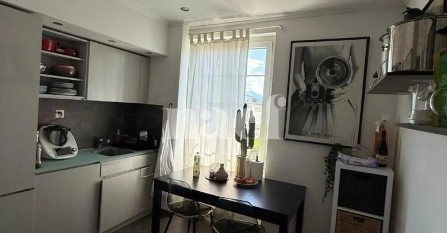 Charmante 3,5-Zimmer-Wohnung im 3. Stock - Foto 3 von 9