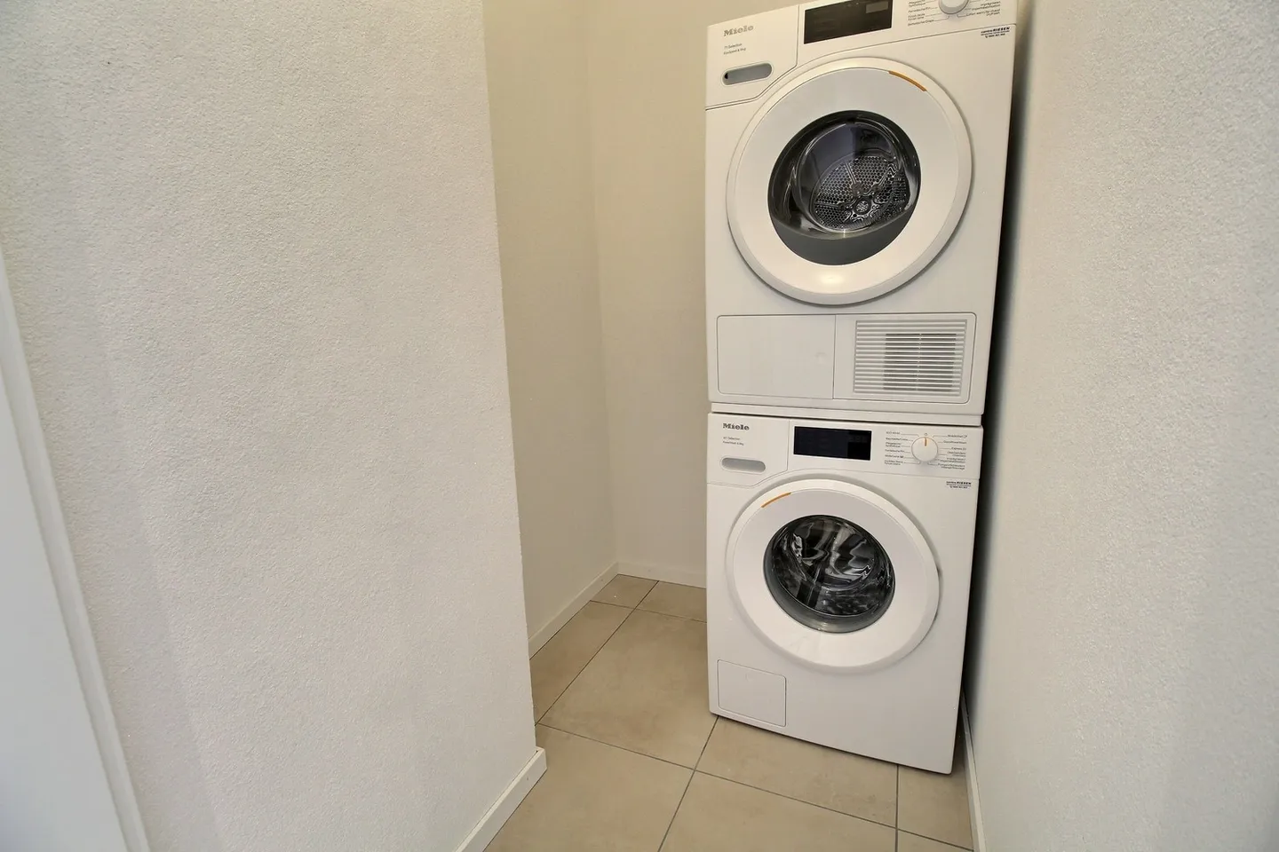 New high-end apartment 5.5 rooms - Photo 7 of 13