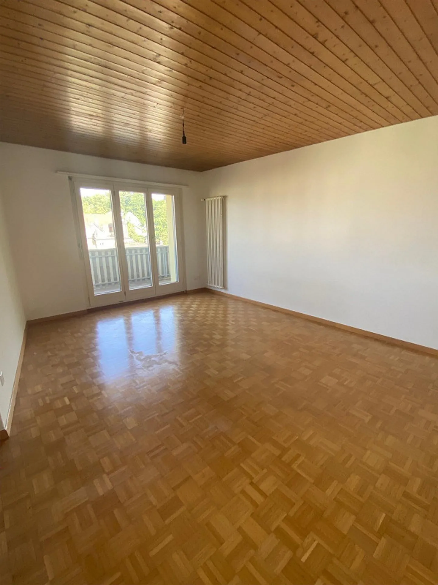 Geräumige Wohnung in Zentrumsnähe - Foto 4 von 9
