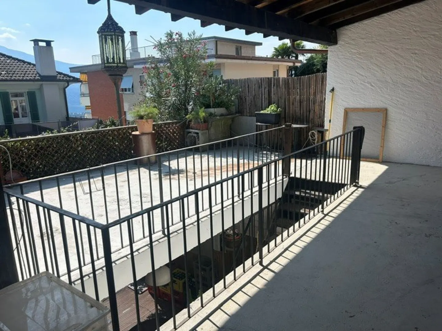 Charmante appartement de 3.5 pièces avec cheminée, balcon et confort moderne à Orselina - Photo 8 sur 10