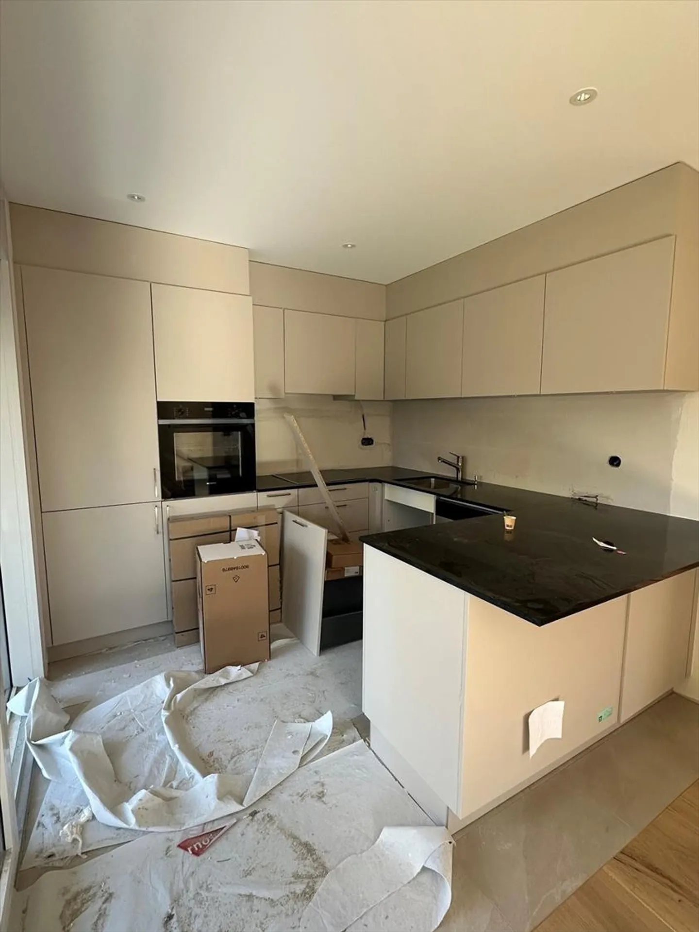 Newly built 3.5 room apartment on the 1st floor - Photo 2 of 7