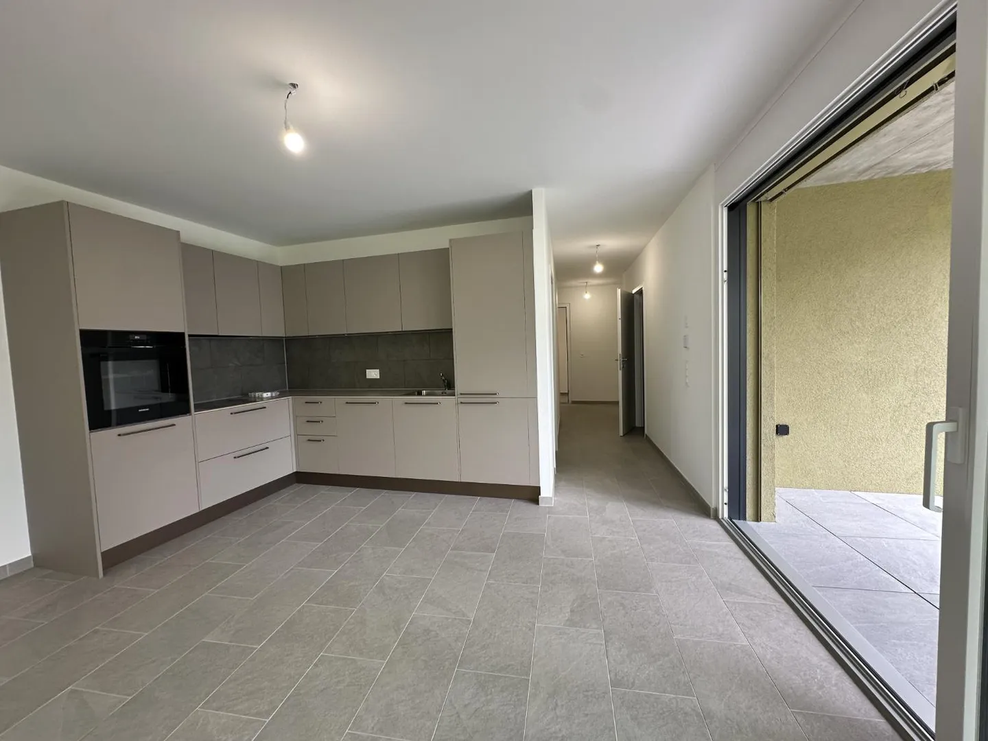 Appartement Moderne avec Jardin - Photo 3 sur 20