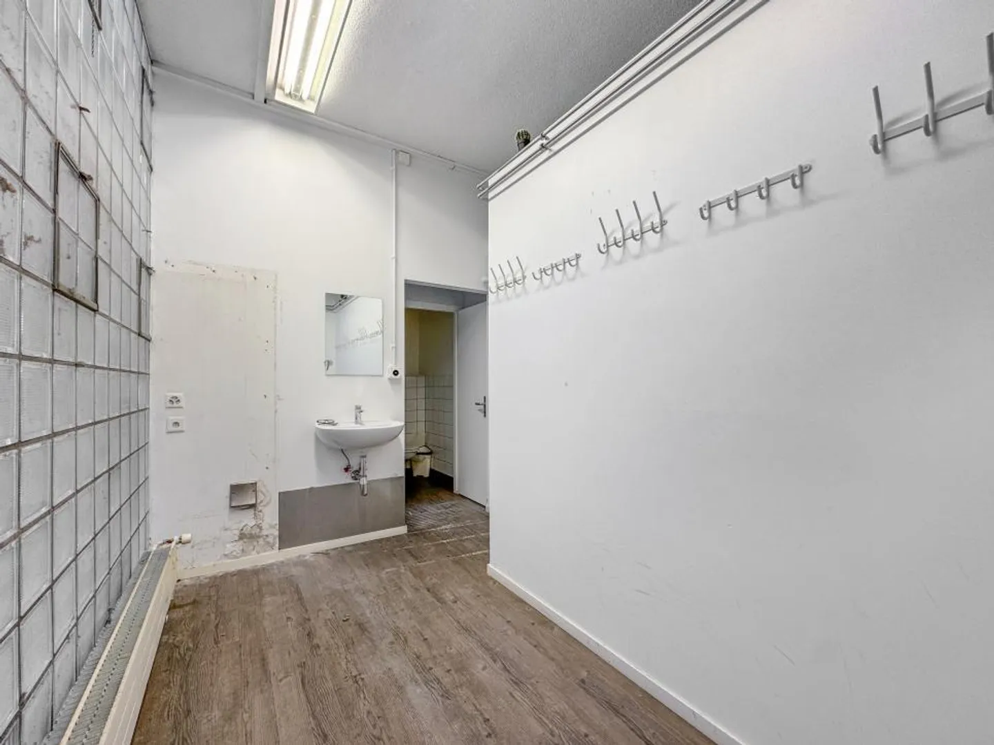 Magasin à louer - Photo 5 sur 13