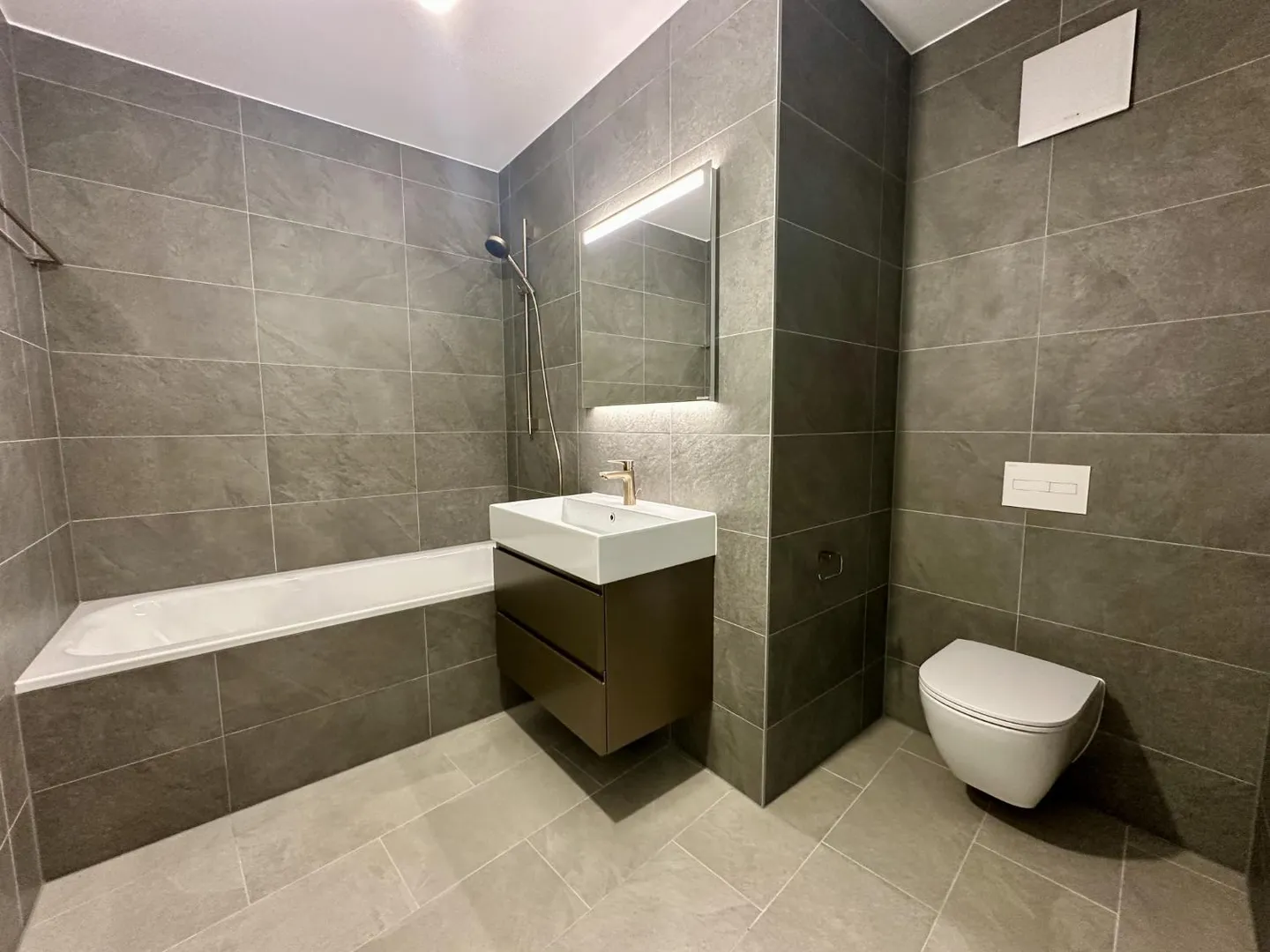 Appartement Moderne avec Jardin - Photo 11 sur 20