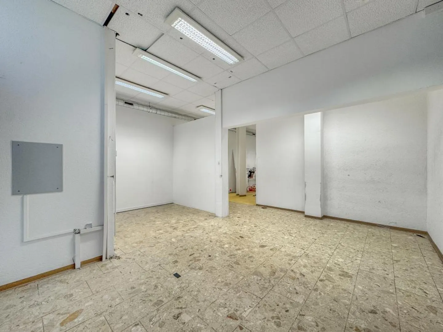 Magasin à louer - Photo 10 sur 13