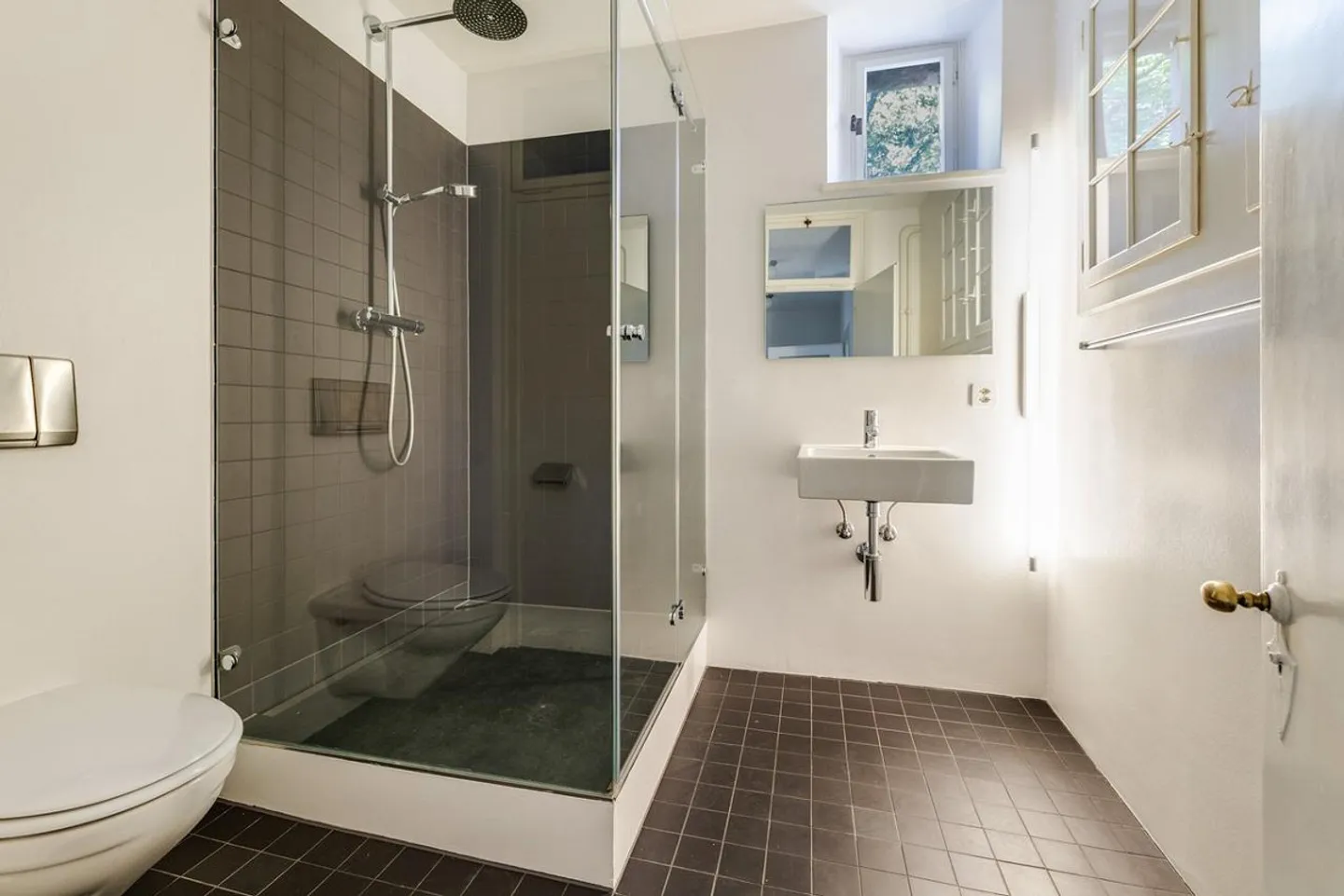 Historic Multi-Family Home in Basel - Photo 17 of 30