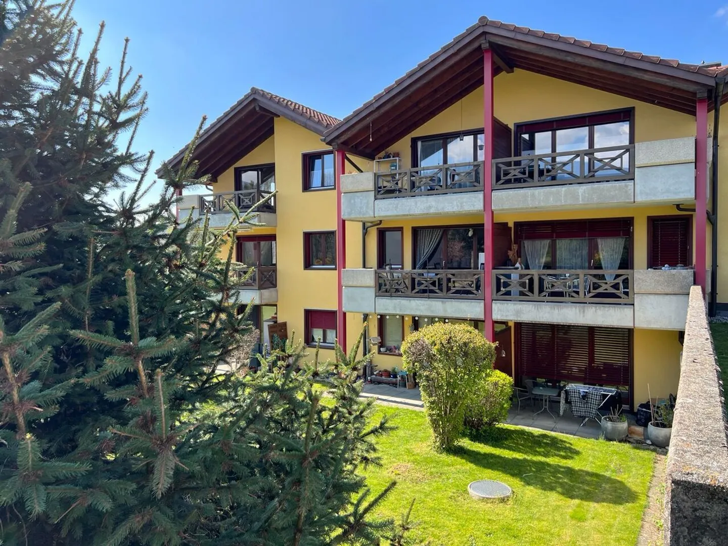 2 excellent yield properties - 3.5 room apartments - Photo 6 of 13