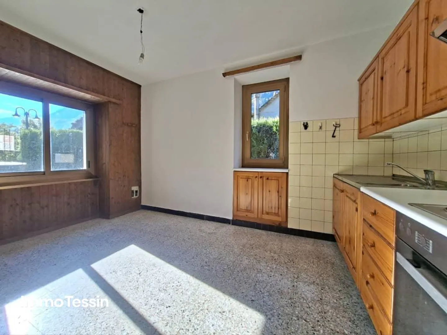 Rarity: House on the Island in Giornico, known as the most beautiful village ... - Photo 11 of 13