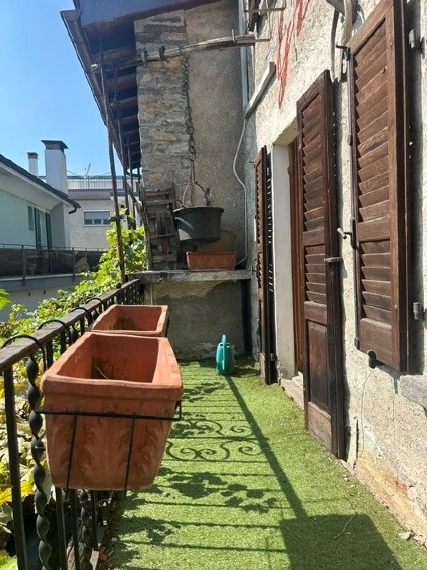 Charmante appartement de 3.5 pièces avec cheminée, balcon et confort moderne à Orselina - Photo 6 sur 10