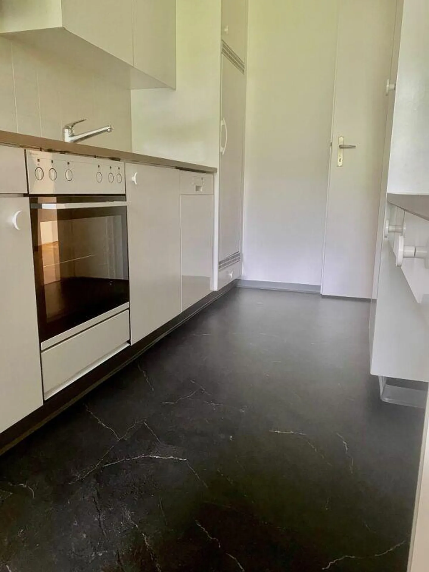 Appartement familial charmant avec balcon dans un emplacement calme - Photo 3 sur 9