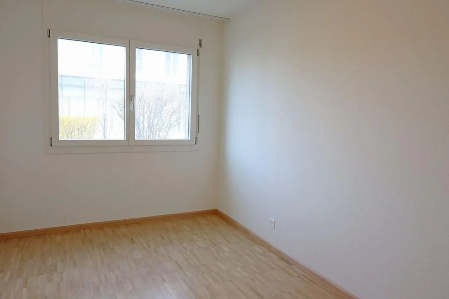 Appartement charmant avec balcon et buanderie séparée - Photo 8 sur 8