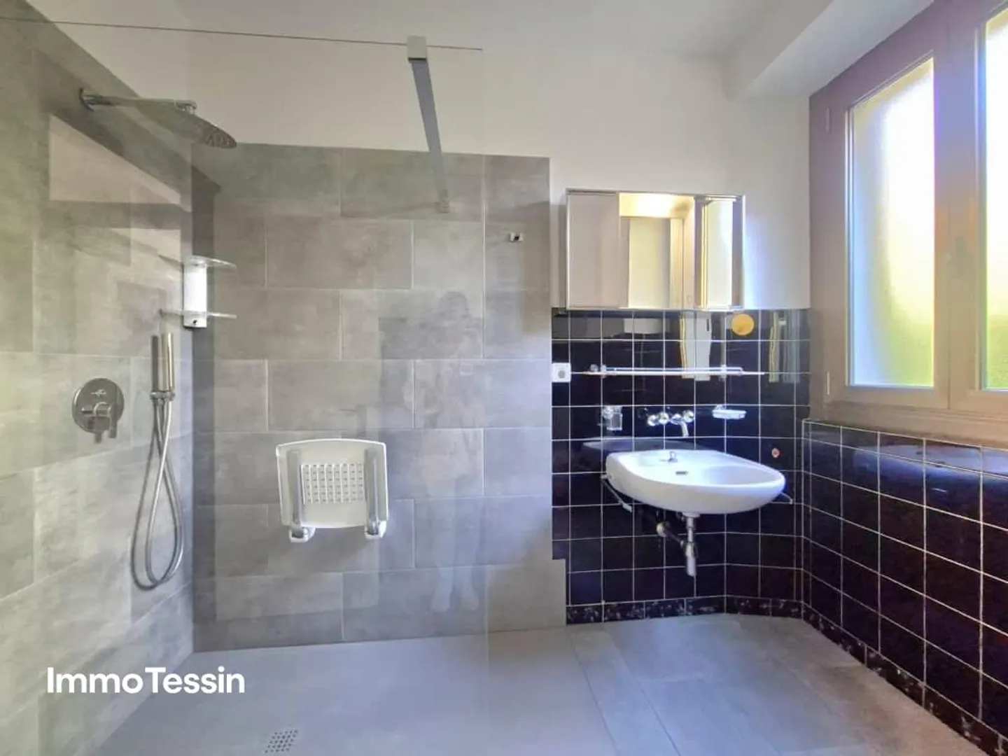 Rarity: House on the Island in Giornico, known as the most beautiful village ... - Photo 12 of 13