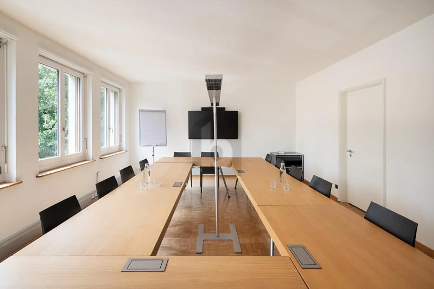 Modern Office Space in Basel - Photo 5 of 6