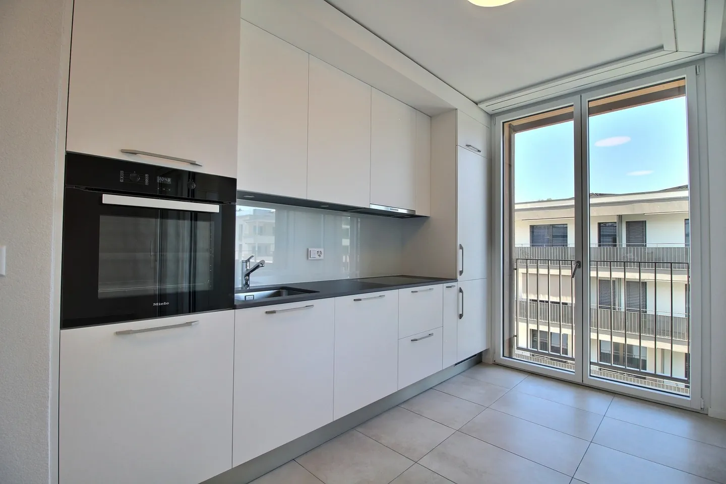 Appartement Attique Lumineux à Marly - Photo 3 sur 7