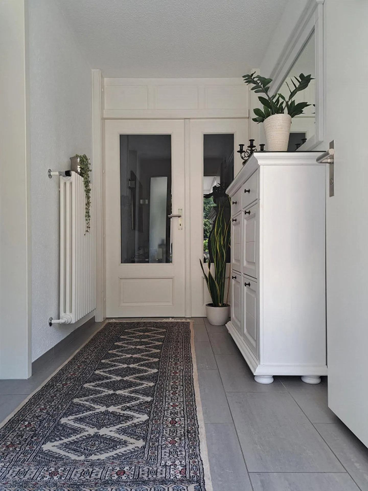 6 Room House/Bungalow in a Quiet Single-Family Home Neighborhood - Photo 14 of 17