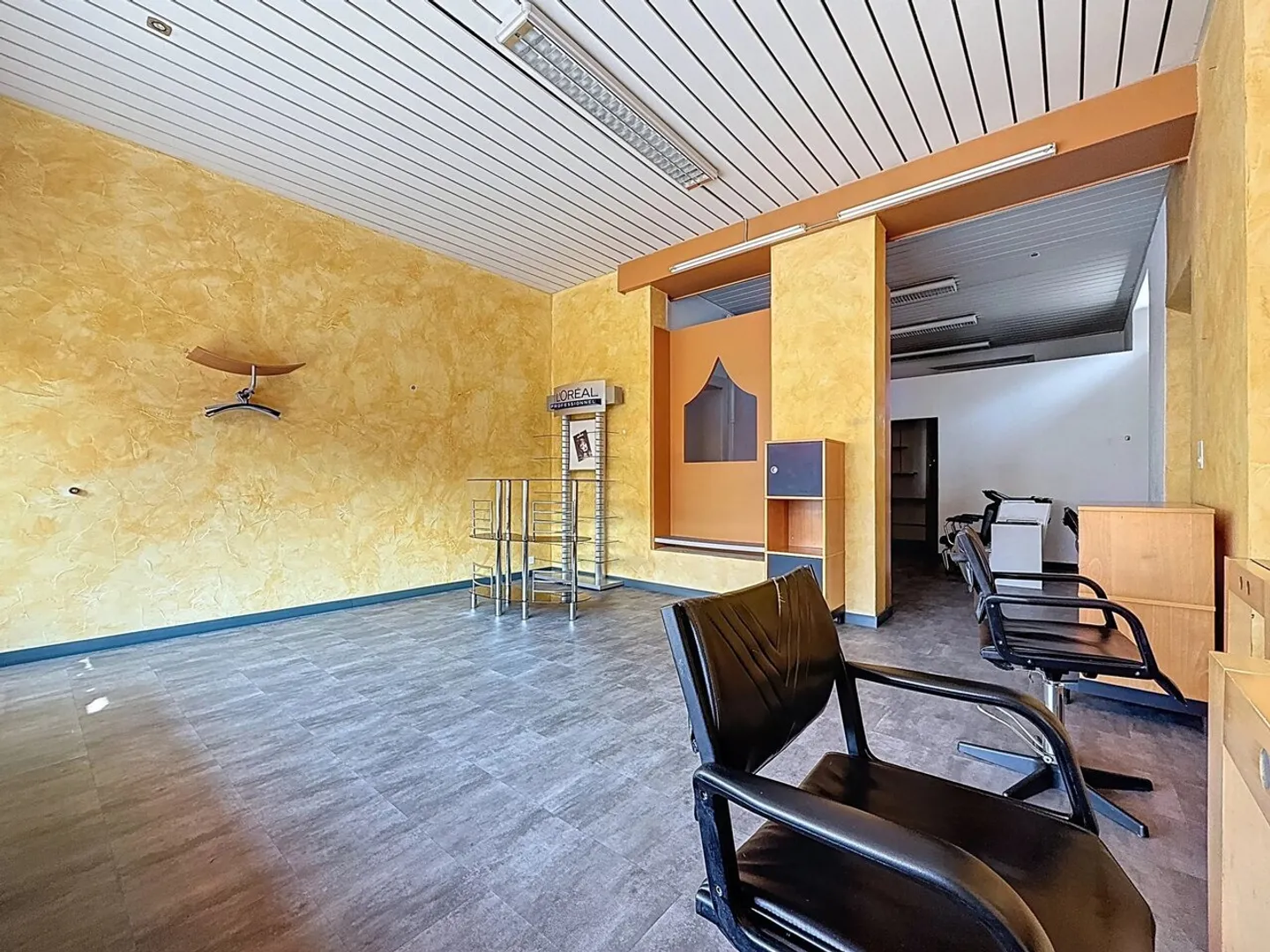 For rent commercial space at Rue Beausite 2 in Sierre - Photo 3 of 8