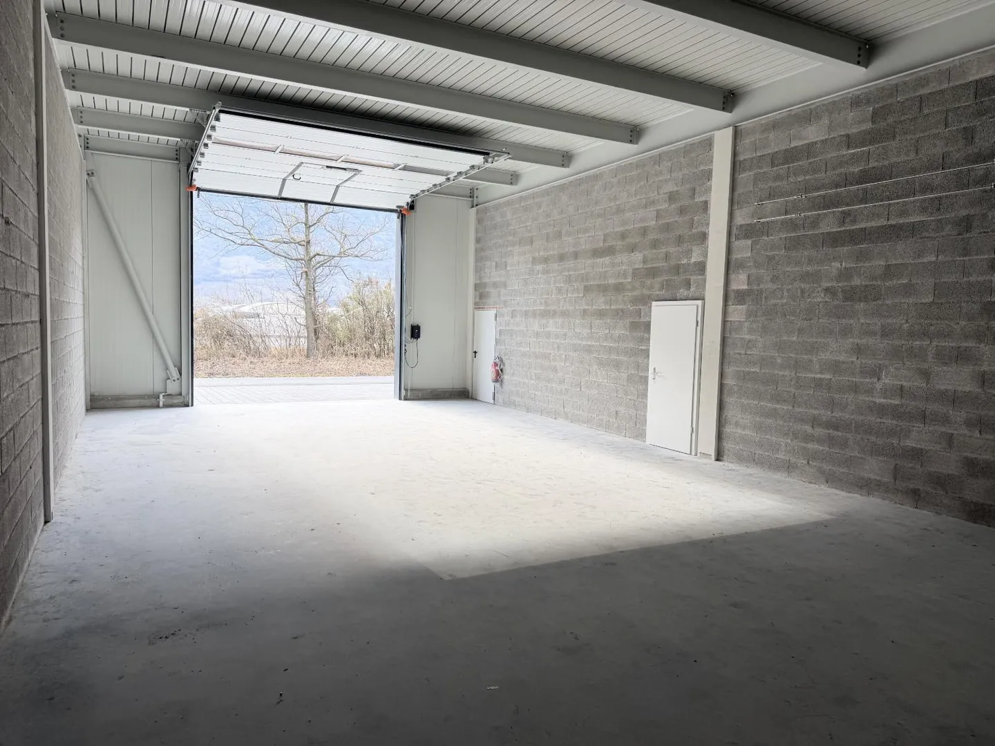 Industria 2 stanze - Foto 2 di 5