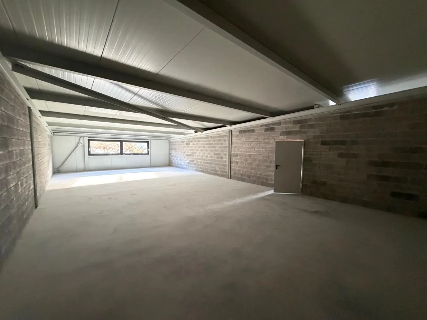 Industria 2 stanze - Foto 3 di 5