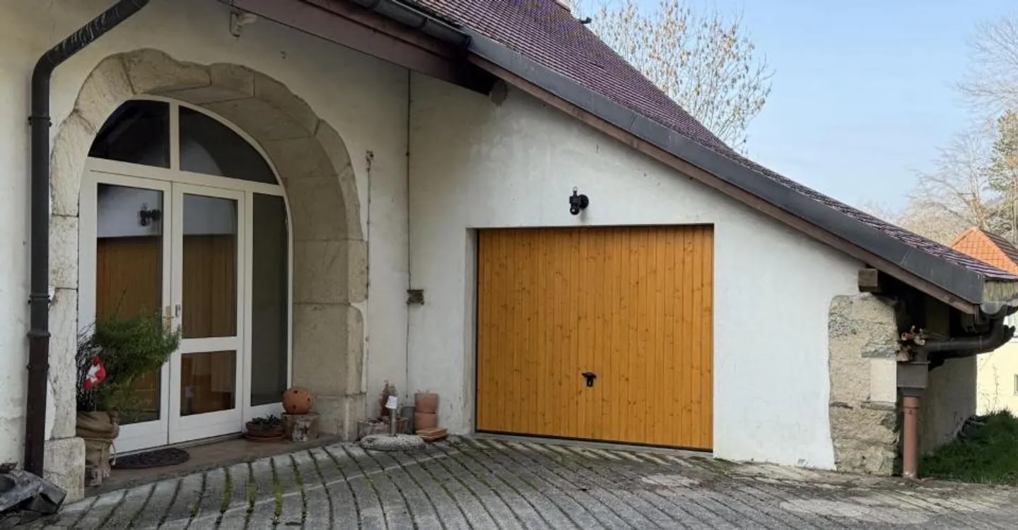 Appartement Charmant avec Vue sur le Lac - Photo 1 sur 13