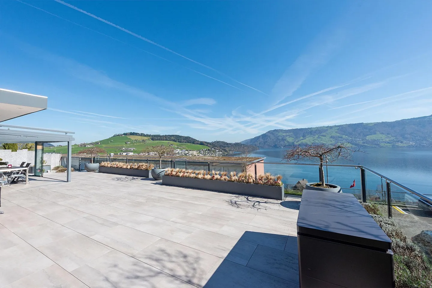 Appartement terrasse exclusif de 5,5 pièces avec vue imprenable sur le lac - Photo 7 sur 10