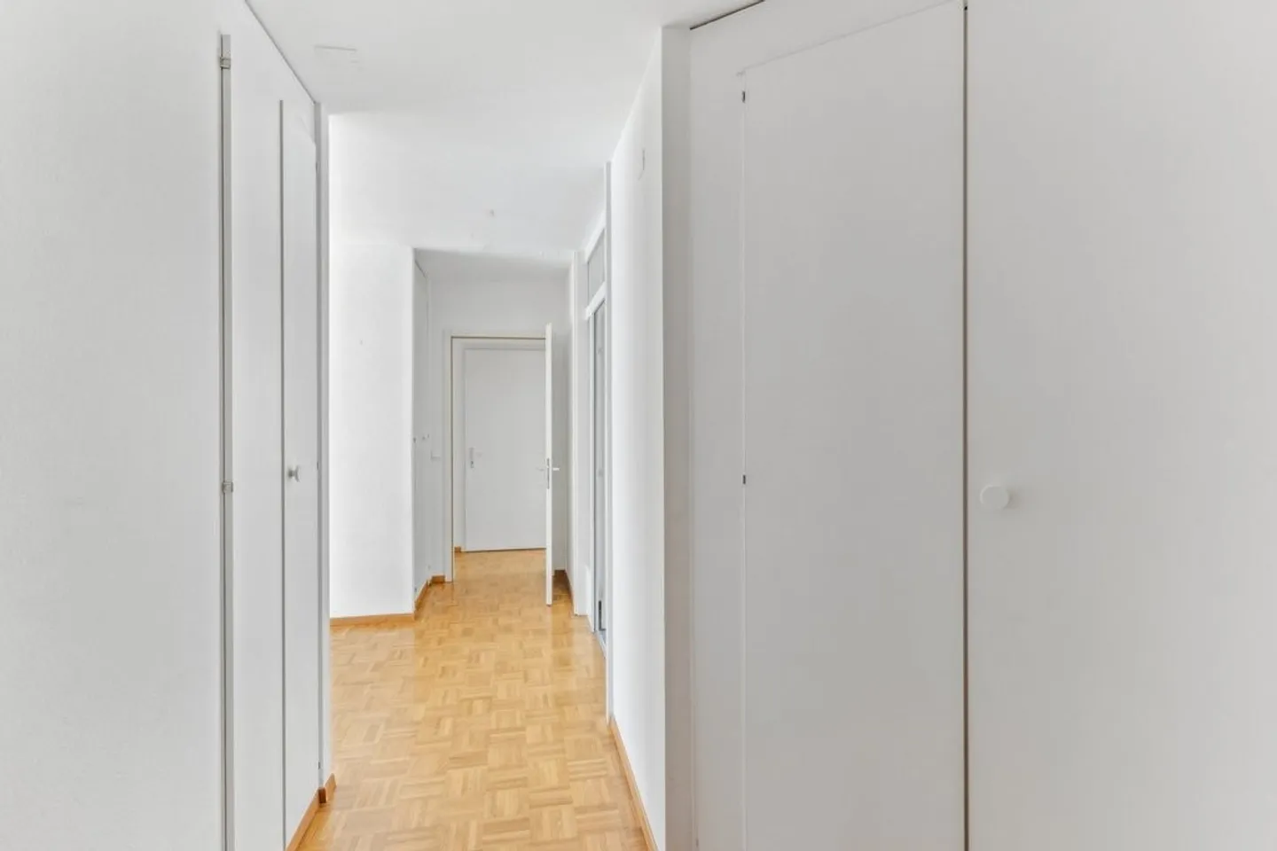 Zu ergreifen! Wunderschöne Unterkunft ideal gelegen in Freiburg! - Foto 2 von 9