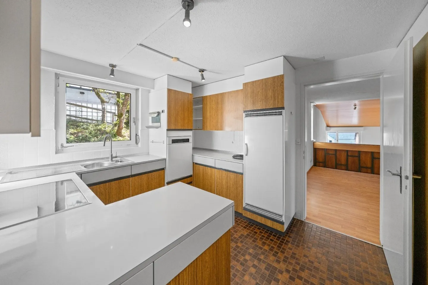 Single house for rent - Photo 5 of 14