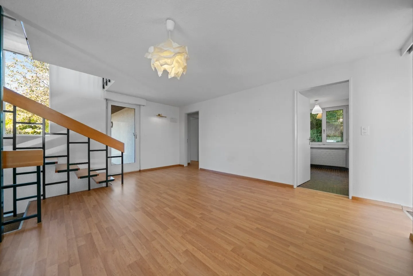 Single house for rent - Photo 3 of 14