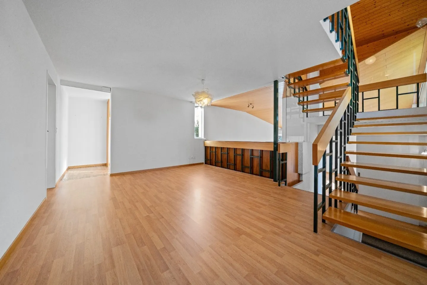 Single house for rent - Photo 4 of 14