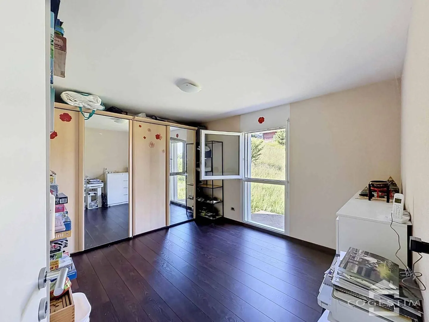 Semi-Detached House 6.5 Rooms - Photo 7 of 13