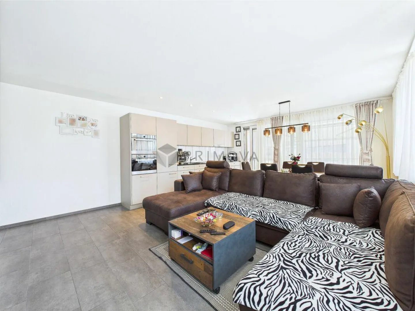 Living at the Foot of the Mountains - Photo 5 of 10