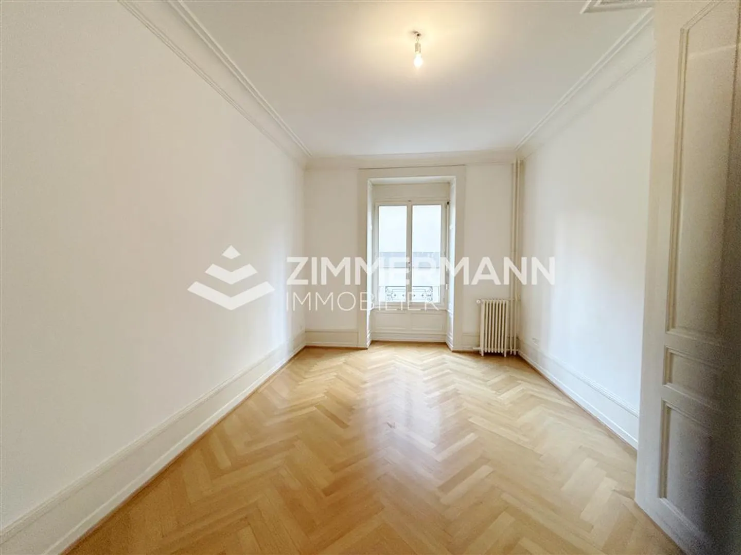 Appartement spacieux de 5 pièces sur les quais du Mont-Blanc - Photo 8 sur 12