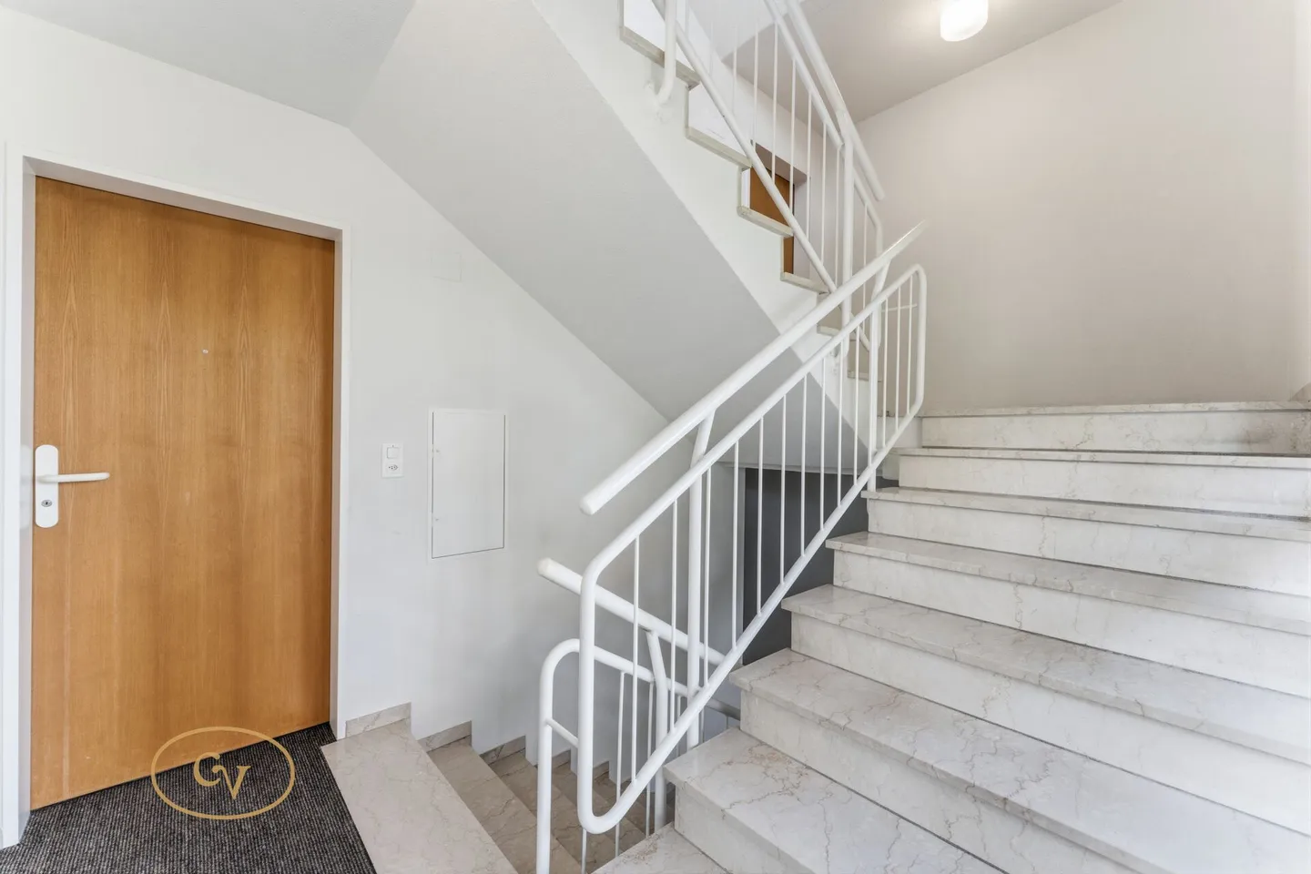 Appartement en duplex ensoleillé avec charme au cœur de Sins - Photo 25 sur 33