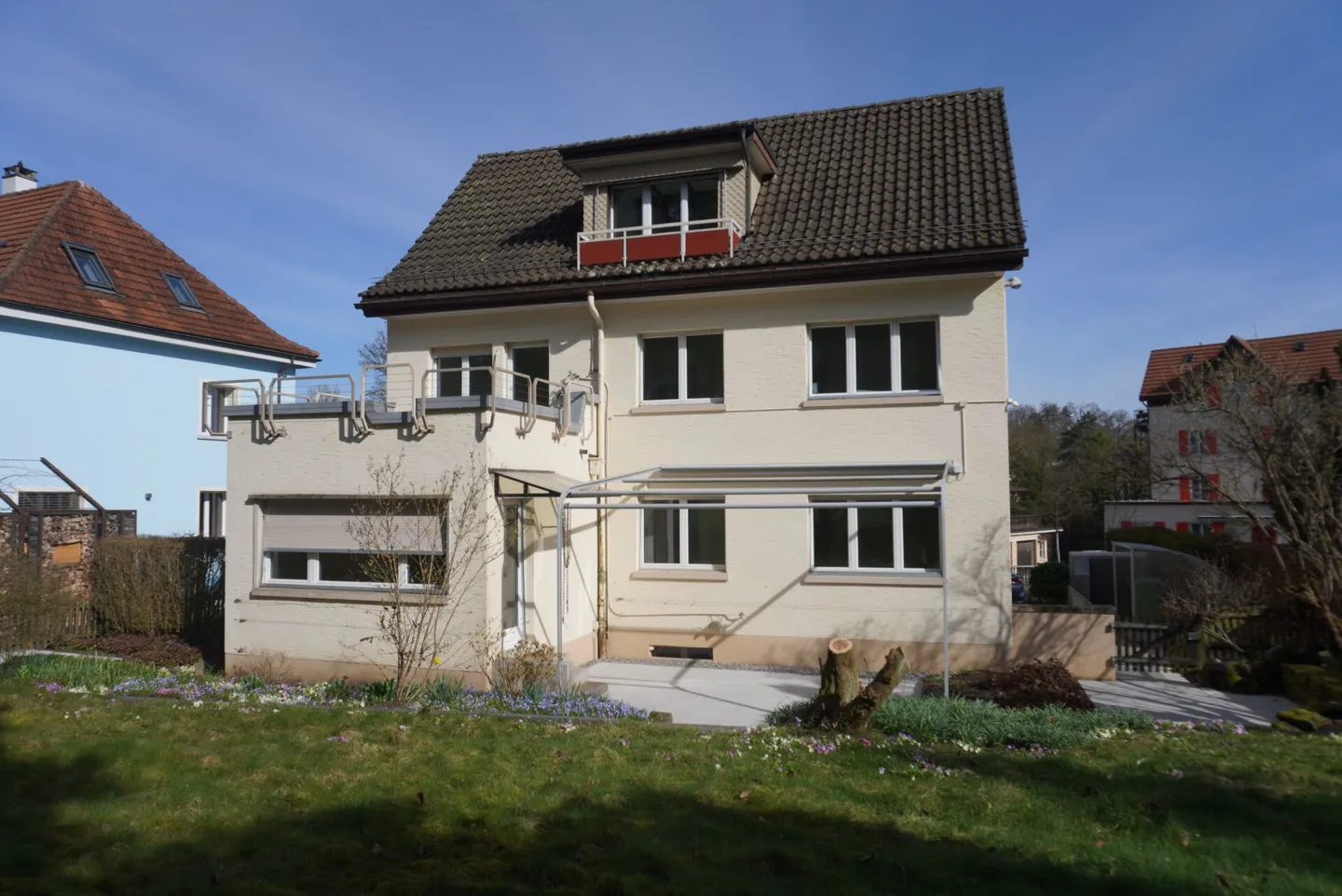 Appartement moderne 3 pièces avec vue sur Eschenberg - Photo 1 sur 12