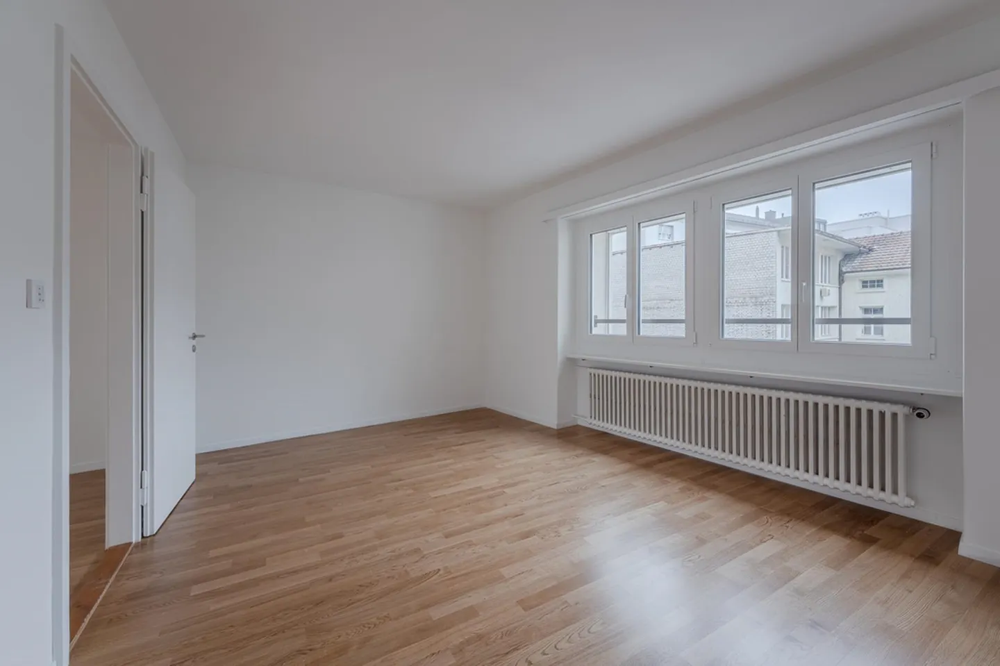 Modernes 3.5-Zimmer-Apartment - Foto 3 von 7