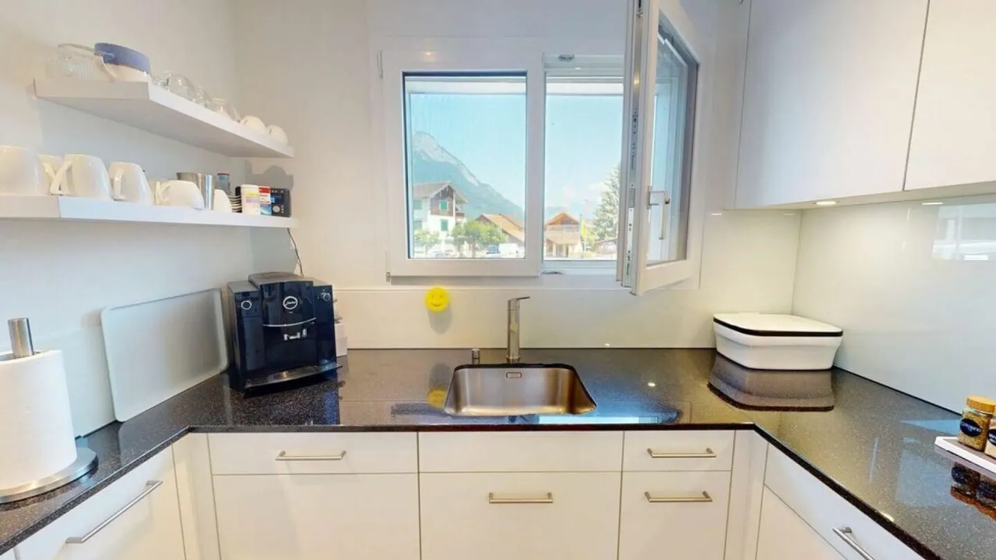 Charming Garden Apartment in Wangs - Photo 6 of 15