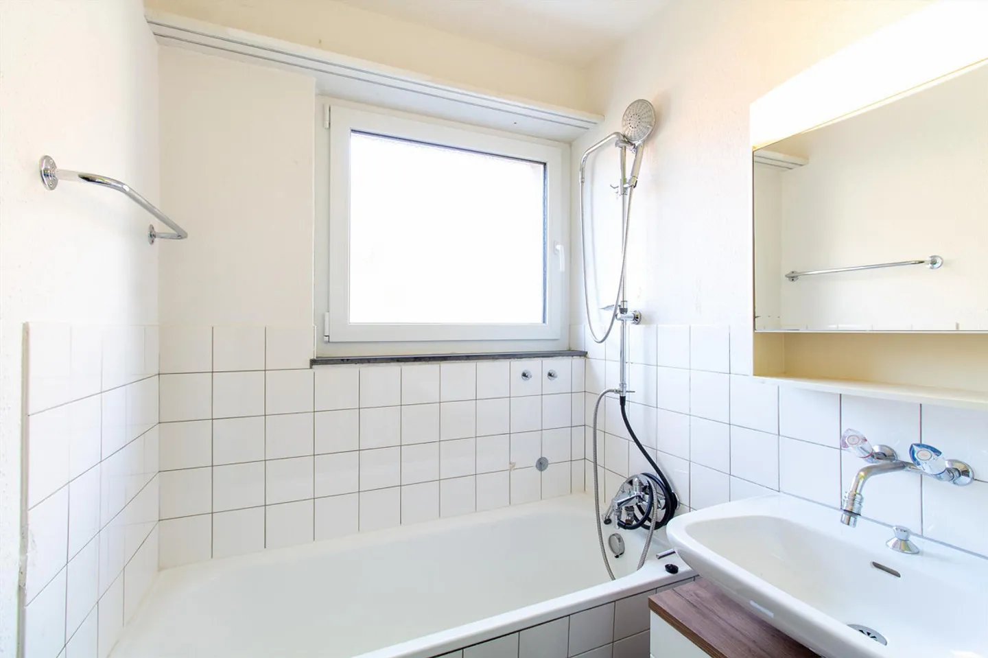 Appartamento conveniente in una posizione centrale - Foto 13 di 19