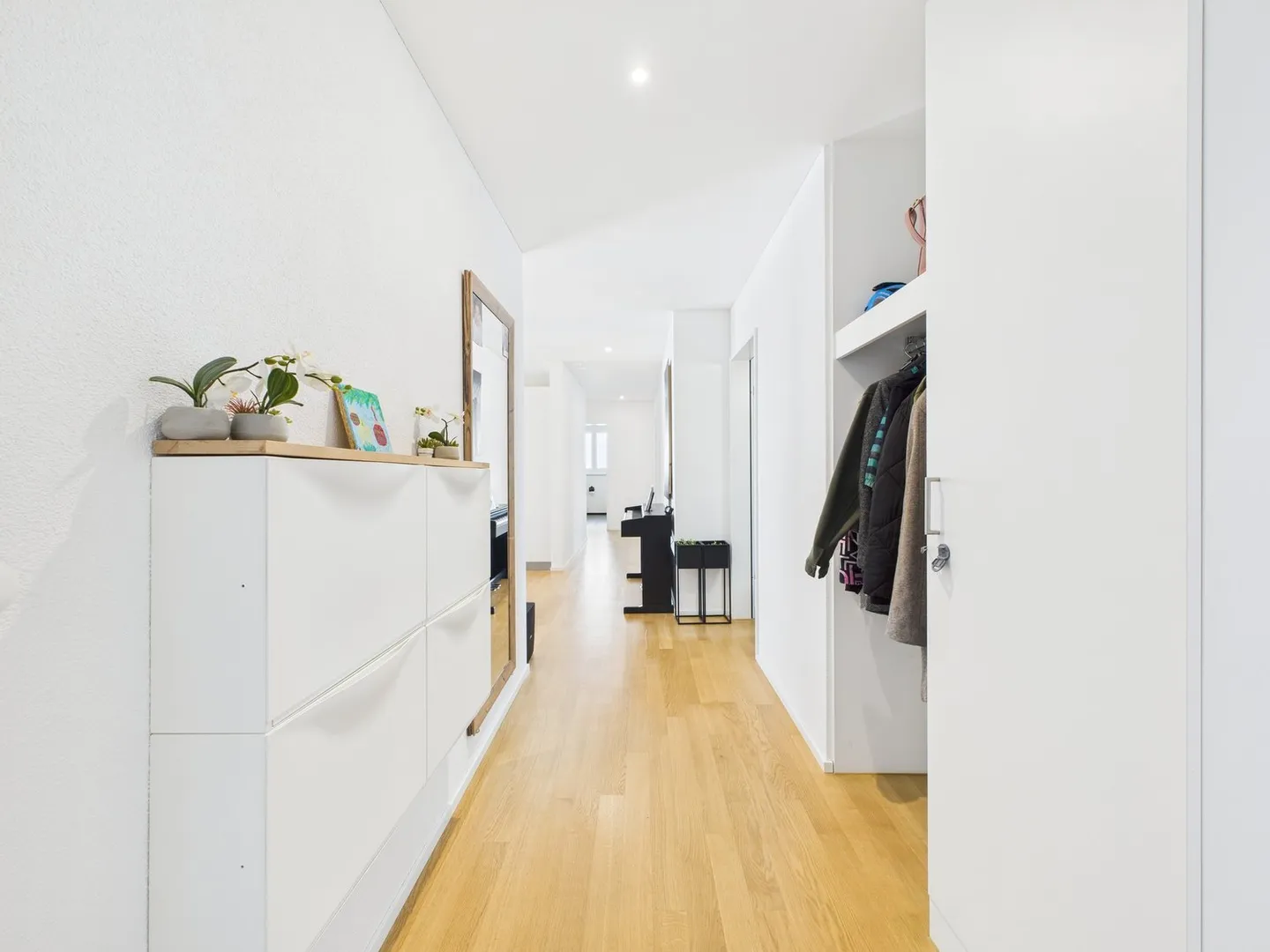 Appartamento esclusivo di 4,5 stanze – moderno, ben curato e idealmente situato - Foto 3 di 20