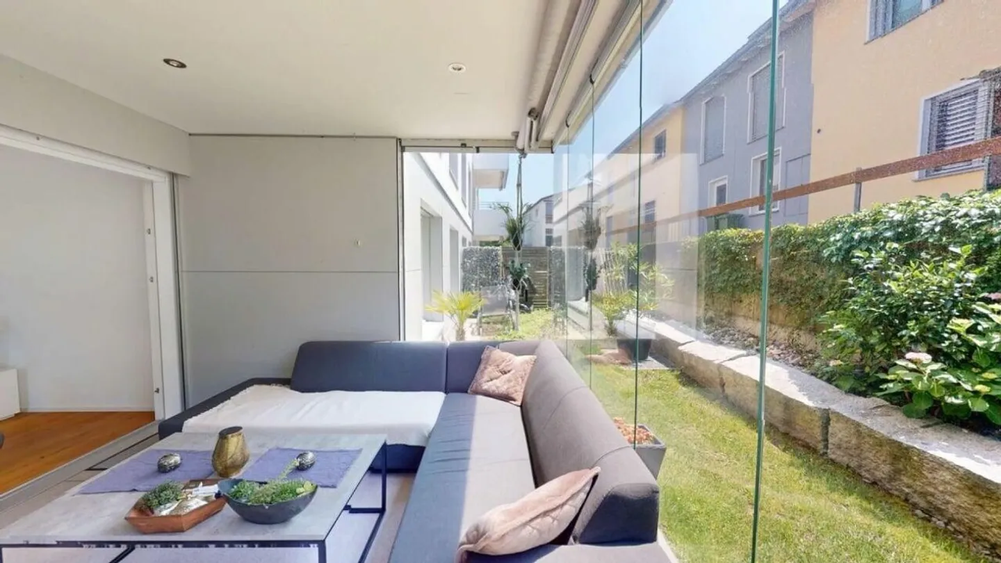Charming Garden Apartment in Wangs - Photo 14 of 15