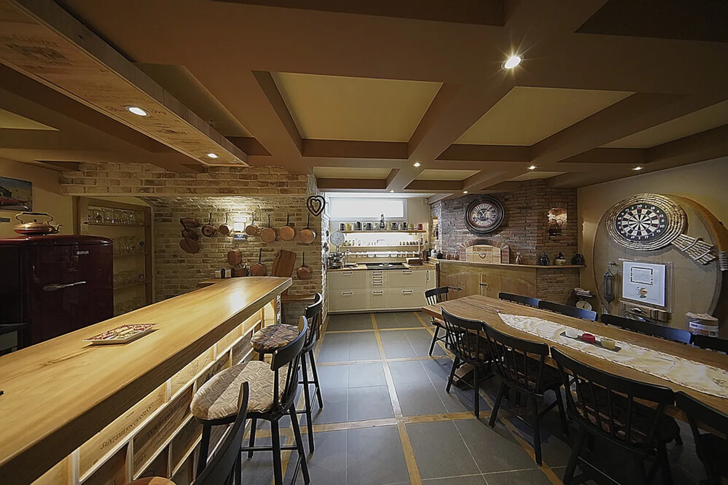 Villa straordinaria con 9 stanze - 6 camere da letto - Foto 4 di 13