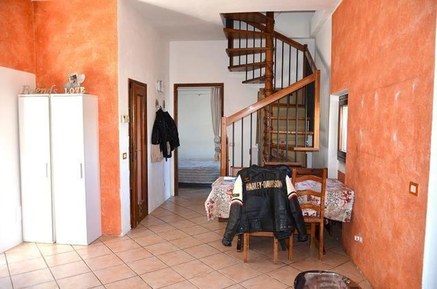 Casa singola in affitto - Foto 3 di 27