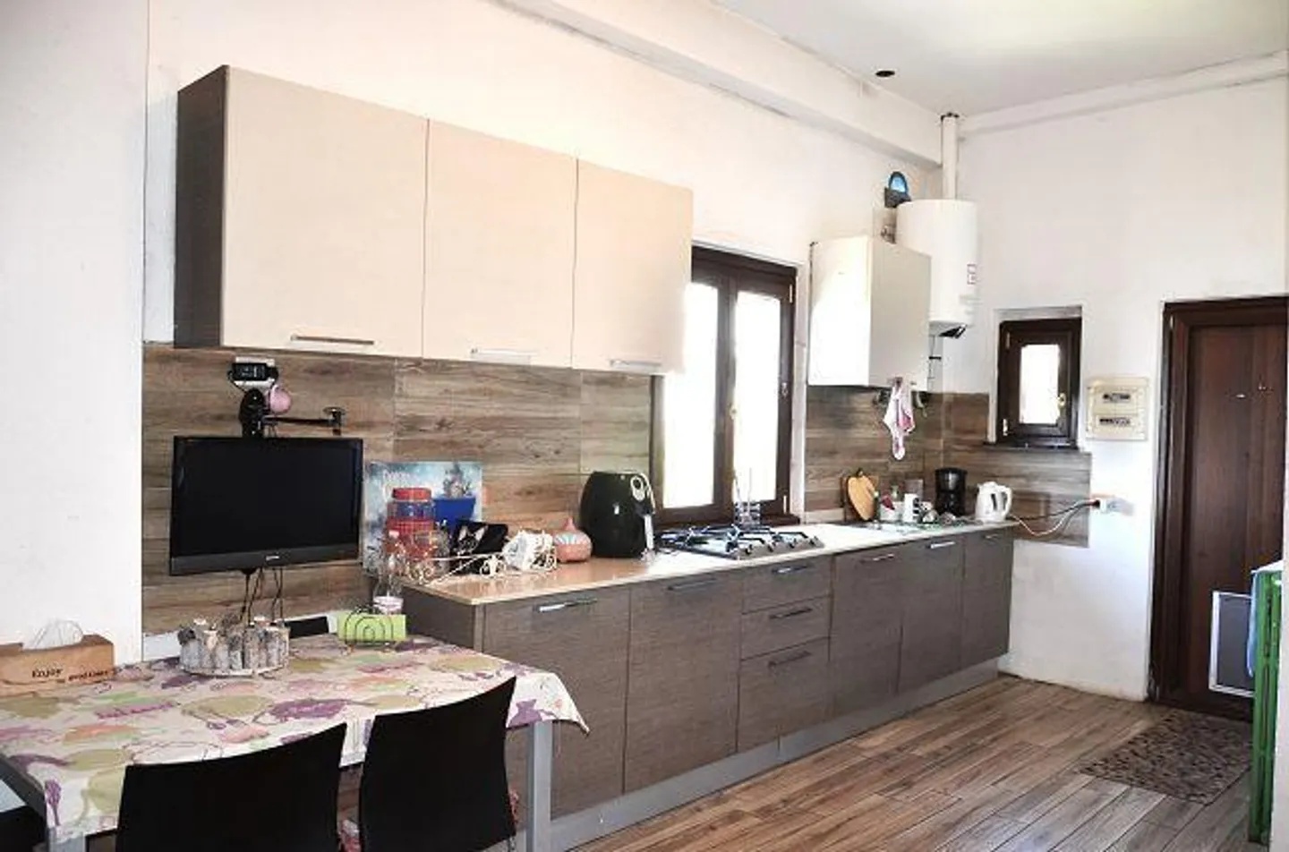 Casa singola in affitto - Foto 5 di 27