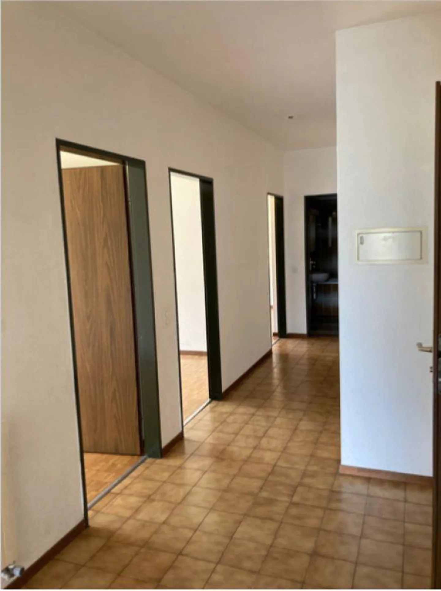 BIASCA | LARGE 4.5 | SPACE AND COMFORT | - Photo 6 of 8